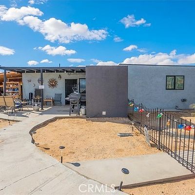 560 Bluegrass Ave, Twentynine Palms, CA 92277