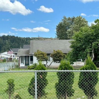 5703 Parker Rd E, Sumner, WA 98390