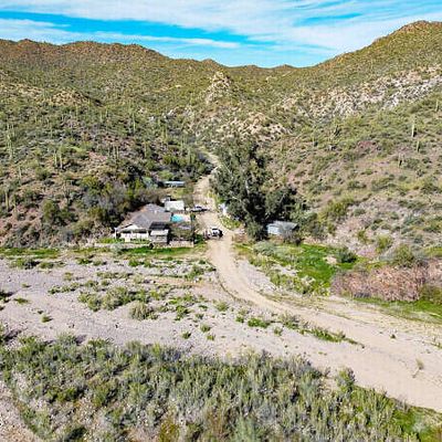 4900 E Castle Hot Springs East Road    E, Morristown, AZ 85342