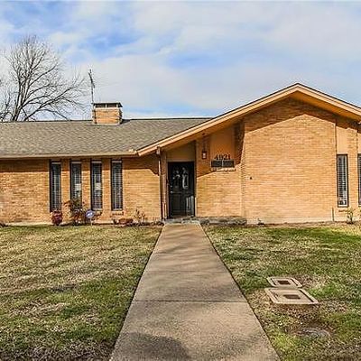 4921 Harvest Hill Rd, Dallas, TX 75244