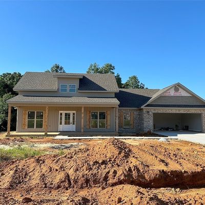 634 Chanlee Drive, Deatsville, AL 36022