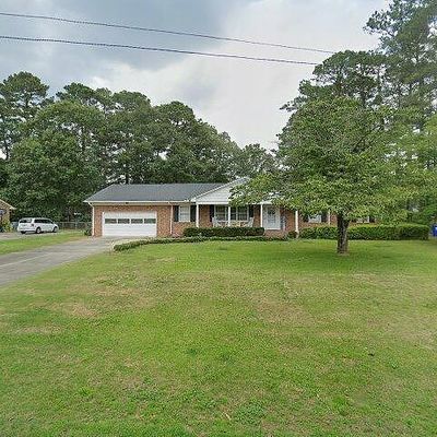 637 Village Dr, Grifton, NC 28530