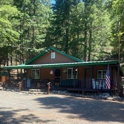 690 94 Th St, Mad River, CA 95552