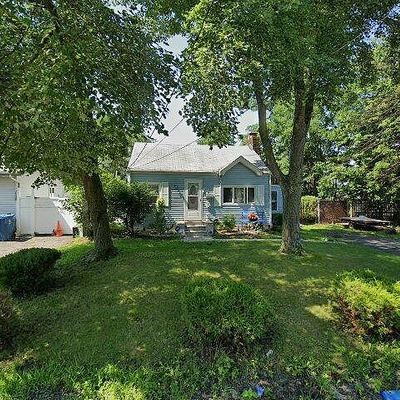 6 Middlesex Blvd, Keyport, NJ 07735