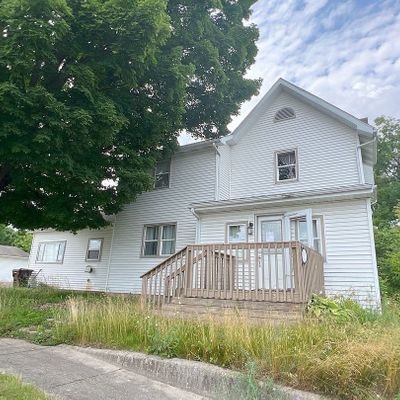 601 W Main St, Mecosta, MI 49332