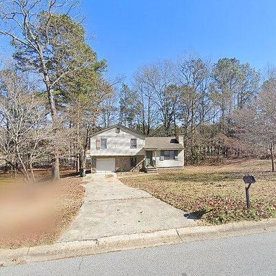 6050 Castlegate Dr, Riverdale, GA 30296