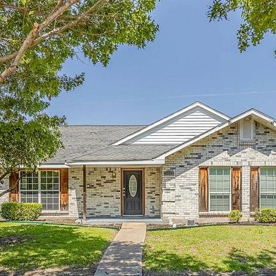 6205 Scenic Dr, Rowlett, TX 75088