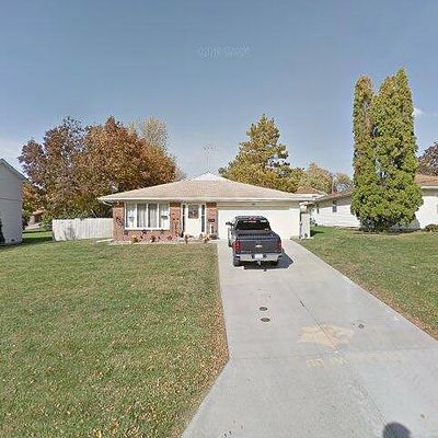 803 W Jefferson St, Knoxville, IA 50138