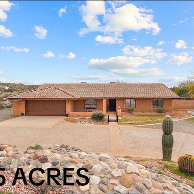 805 N Sophie Burden Drive, Wickenburg, AZ 85390