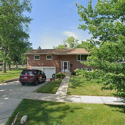 808 E Baldwin Rd, Palatine, IL 60074