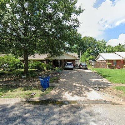 819 Dover Rd, West Memphis, AR 72301