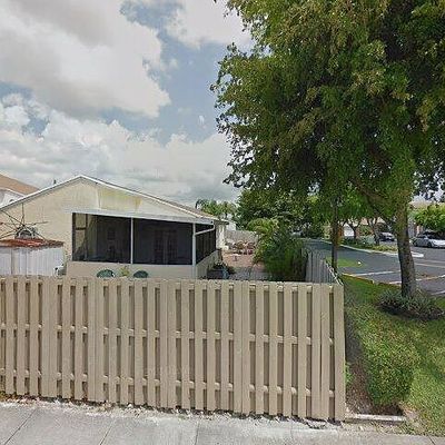 8601 Nw 192 Nd Ter, Hialeah, FL 33015