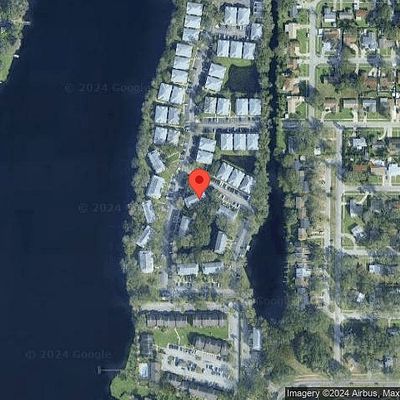 7189 E Bank Dr, Tampa, FL 33617