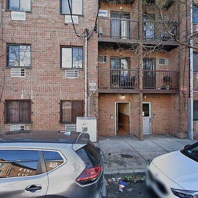 726 E 221 St St #3 B, Bronx, NY 10467