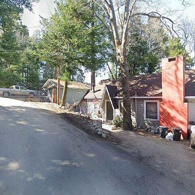 745 N Village Ln, Crestline, CA 92325