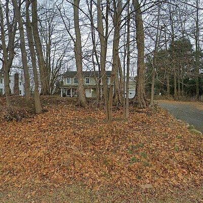 912 Lake Rd, Ontario, NY 14519