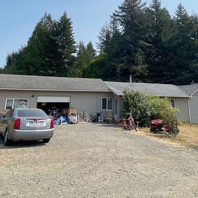 93368 Luscombe Loop, Coos Bay, OR 97420