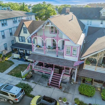 11 Pilgrim Pathway, Ocean Grove, NJ 07756