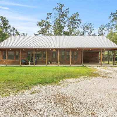 1100 County Road 784, Buna, TX 77612