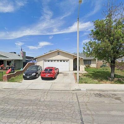 1103 Herzel Ave, Lancaster, CA 93535