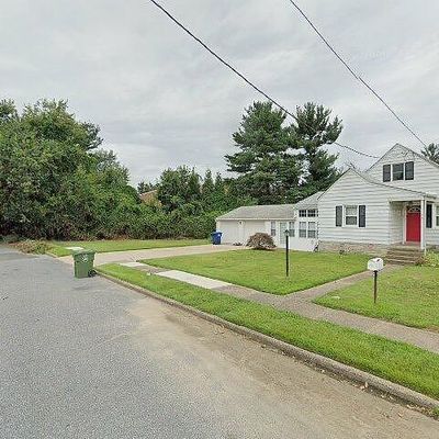 1153 Harbour Dr, Palmyra, NJ 08065