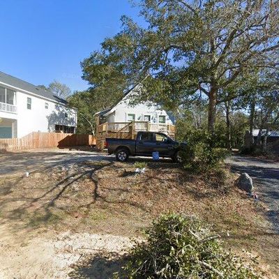 116 Sw 22 Nd St, Oak Island, NC 28465