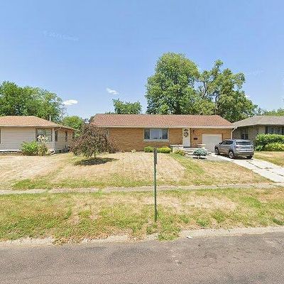 1307 Matilda St, Pekin, IL 61554