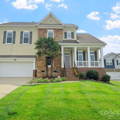 135 Tenth Green Ct, Statesville, NC 28677