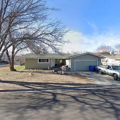 1353 Toiyabe Ave, Gardnerville, NV 89410