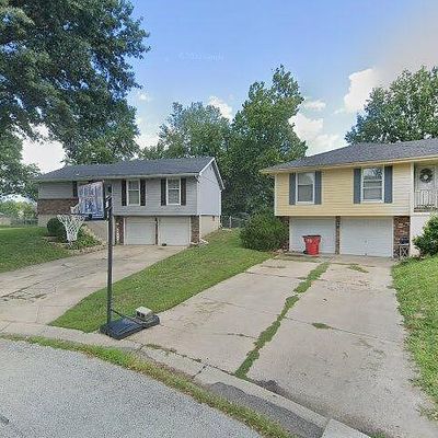 1416 Nw Sandalwood Ct, Blue Springs, MO 64015