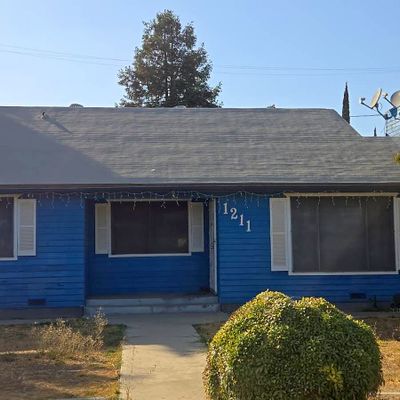 1211 N Irma St, Visalia, CA 93292