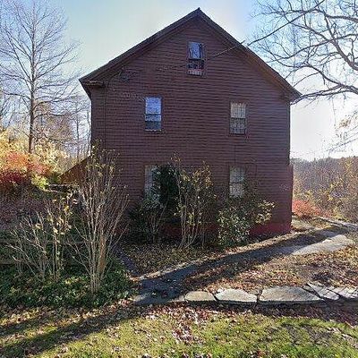 16 Baptist Hill Rd, Conway, MA 01341