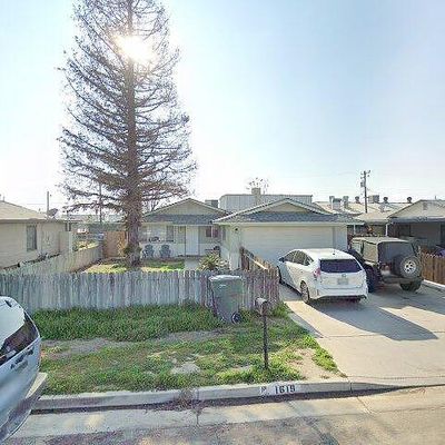 1619 Adrian St, Bakersfield, CA 93308