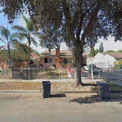 1677 W Brook St, Santa Ana, CA 92703