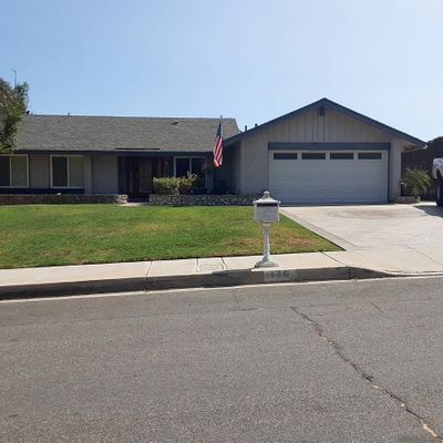 176 Rosa Ct, Colton, CA 92324