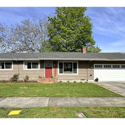 17741 Ne Multnomah Dr, Portland, OR 97230