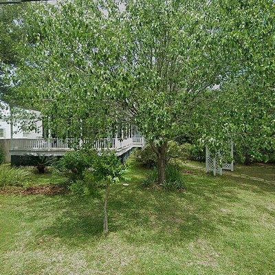 143 Saint Charles St, Bay Saint Louis, MS 39520