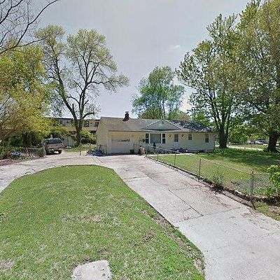 1501 Little Ave, Grandview, MO 64030