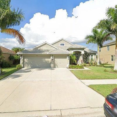 154 Star Shell Dr, Apollo Beach, FL 33572