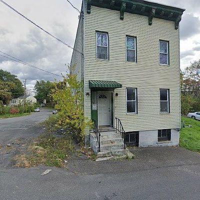 2 Leonard St, Albany, NY 12202