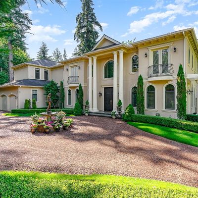 2010 222 Nd Ave Se, Sammamish, WA 98075