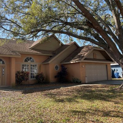 2011 Darlington Oak Dr, Seffner, FL 33584