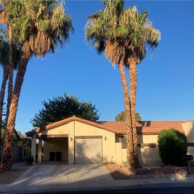 2021 De Osma St, Las Vegas, NV 89102