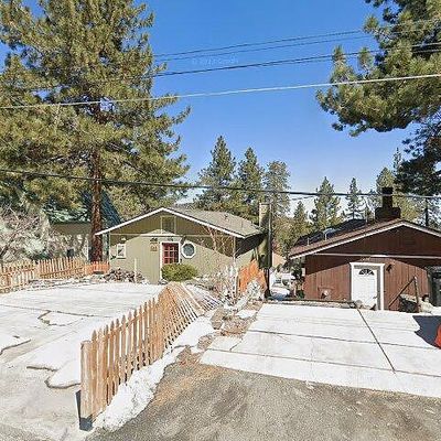 2058 Mojave Scenic Dr, Wrightwood, CA 92397