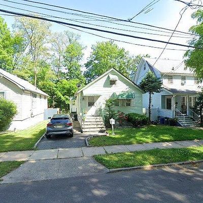 2079 Allen St, Rahway, NJ 07065