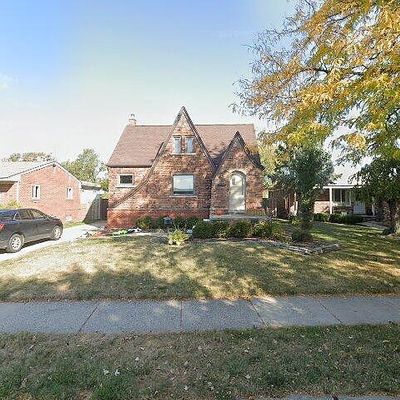 20865 Paloma St, Saint Clair Shores, MI 48080