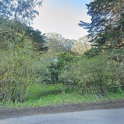 209 Mesa Rd, Bolinas, CA 94924