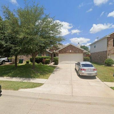 209 Stampede St, Waxahachie, TX 75165