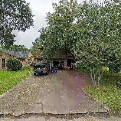 215 Blackwater Ln, Houston, TX 77015