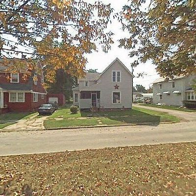 215 Summit St, Fostoria, OH 44830